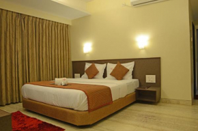 Отель Hotel GreenLand-Elegant  Колхапур